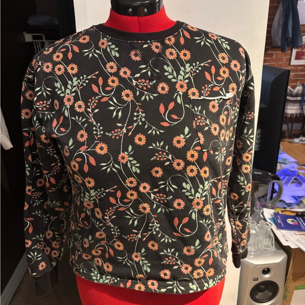 Women’s Dip Floral Sweatshirt